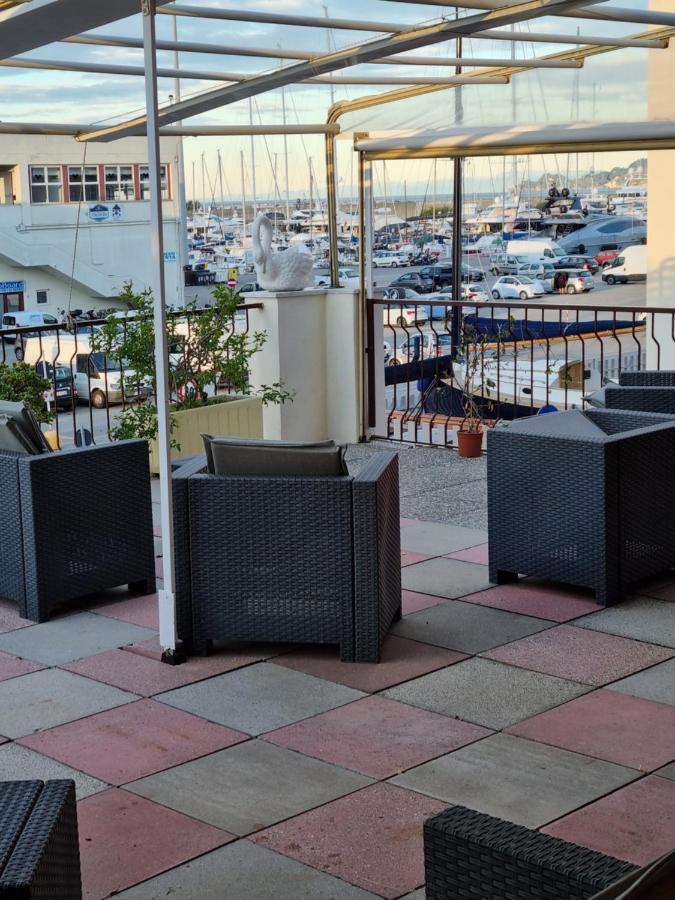 Albergo Stella Di Mare Lavagna Ngoại thất bức ảnh