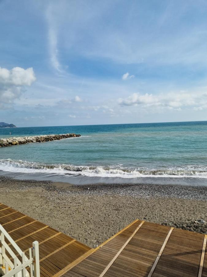 Albergo Stella Di Mare Lavagna Ngoại thất bức ảnh