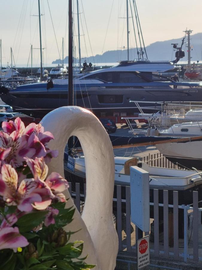 Albergo Stella Di Mare Lavagna Ngoại thất bức ảnh