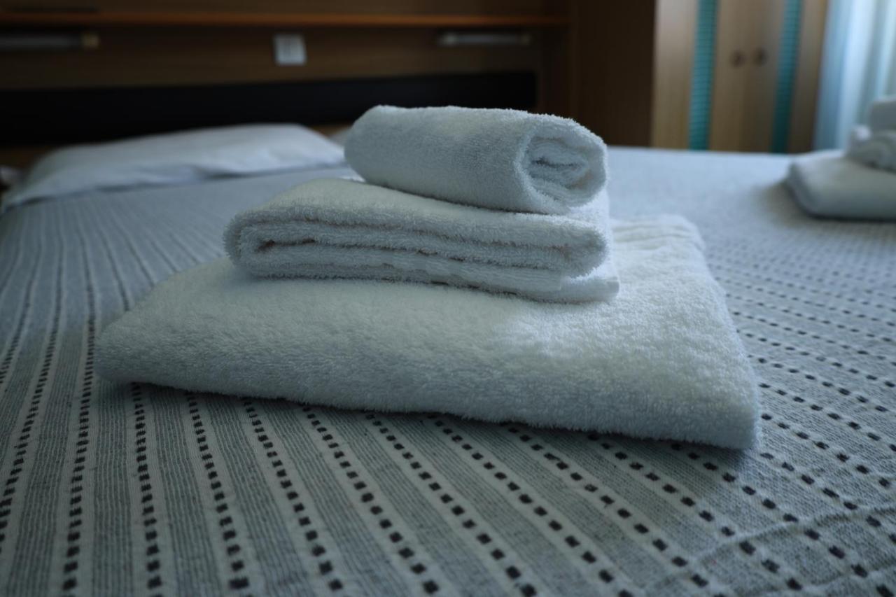 Albergo Stella Di Mare Lavagna Ngoại thất bức ảnh