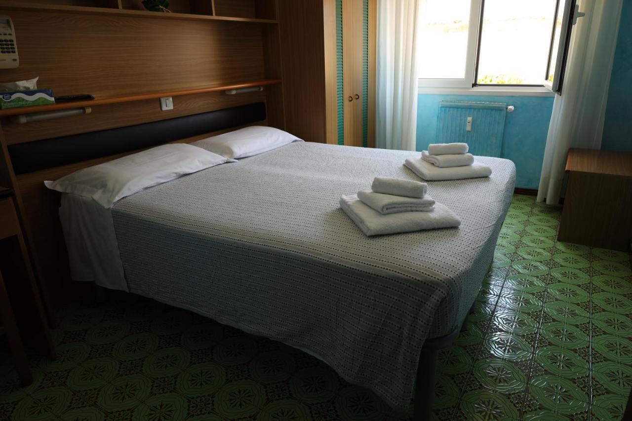 Albergo Stella Di Mare Lavagna Ngoại thất bức ảnh