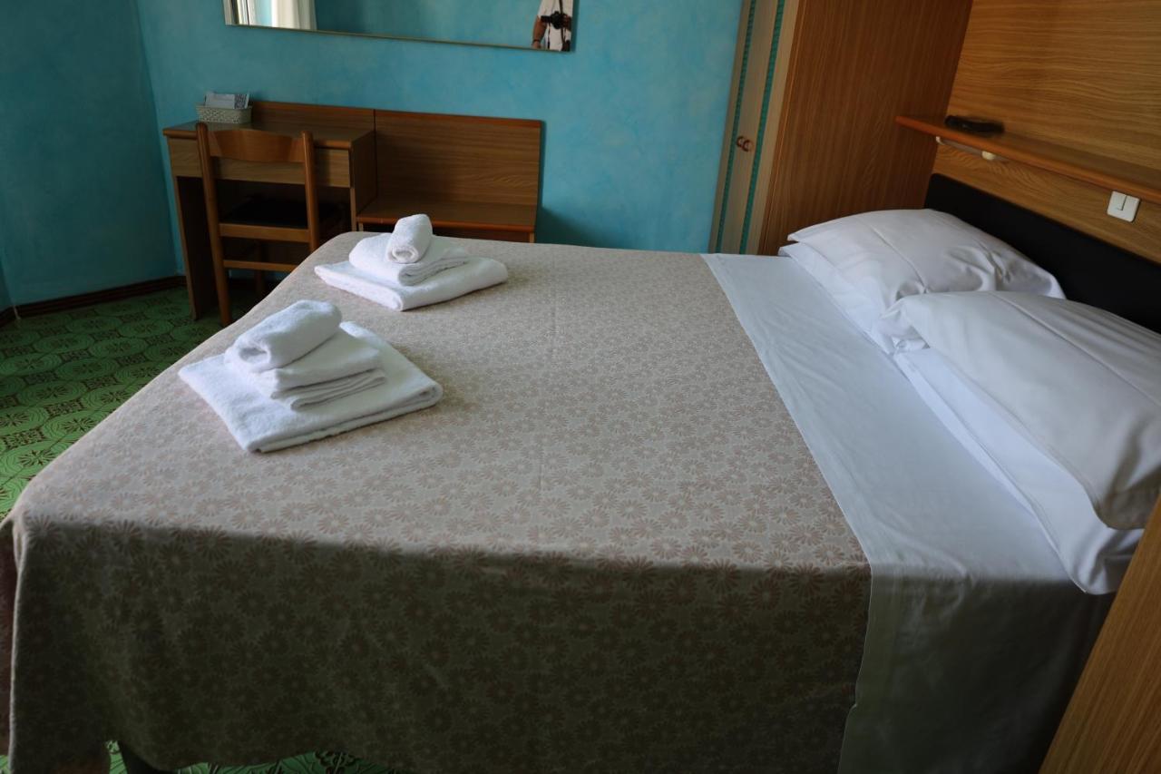 Albergo Stella Di Mare Lavagna Ngoại thất bức ảnh