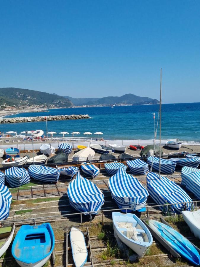 Albergo Stella Di Mare Lavagna Ngoại thất bức ảnh