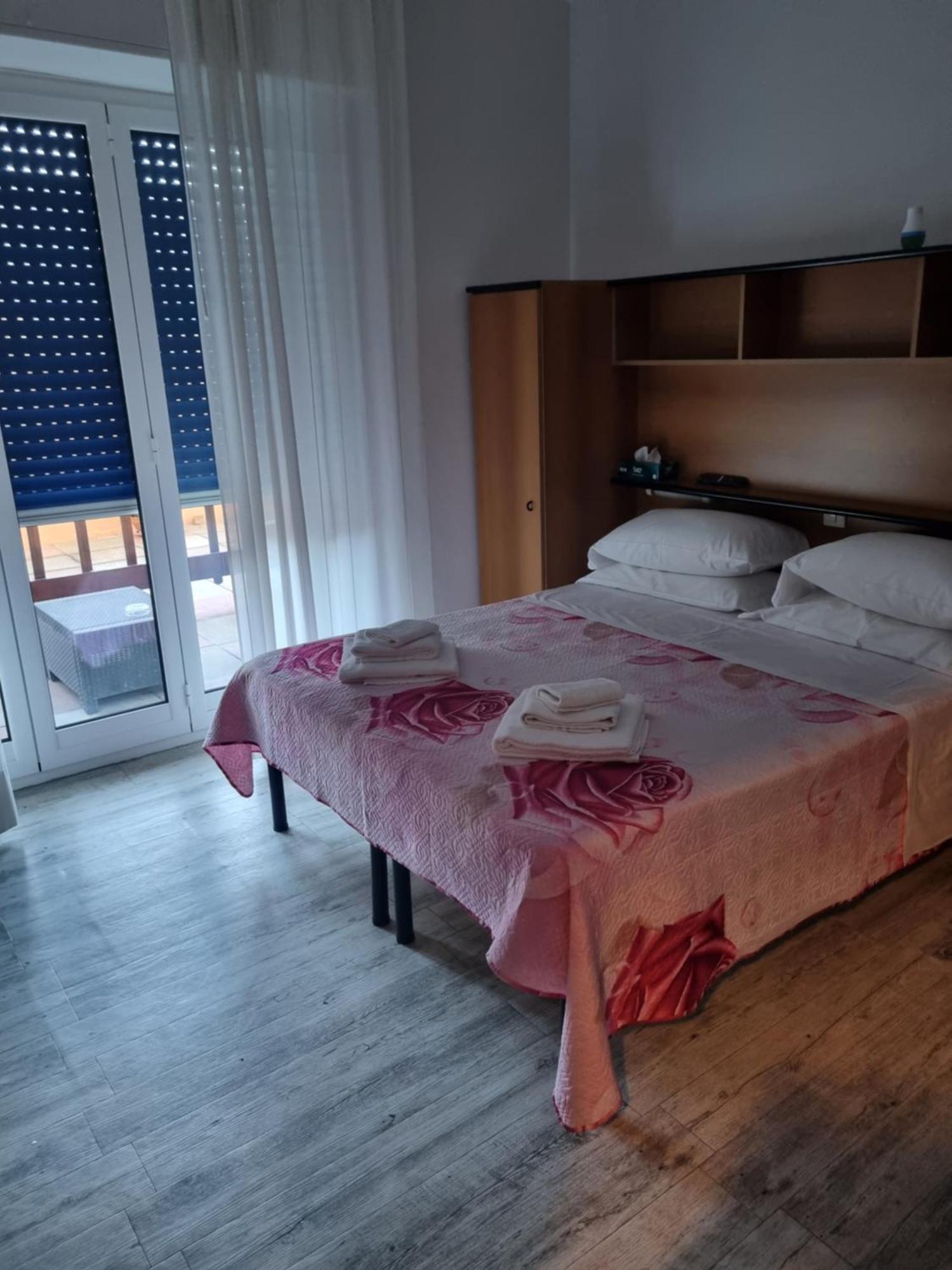 Albergo Stella Di Mare Lavagna Ngoại thất bức ảnh